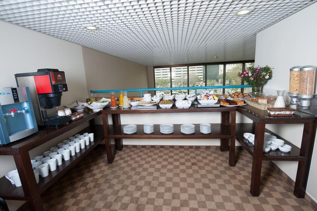 Apropo Hotel Ramat Gan Buitenkant foto